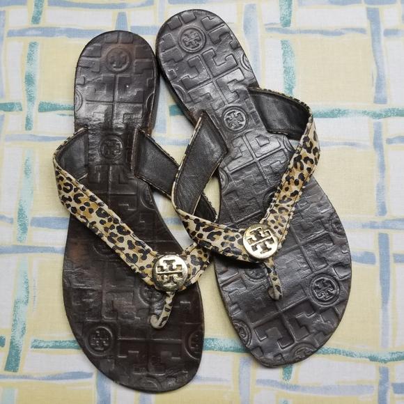 Tory Burch leopard print sandals - Picture 6 of 8